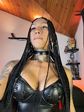 Juana 777 online show from 05/22/26, 03:35