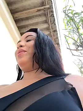 Snapshot of Francesca_ferrari chatting on 01/04/25, 08:16 Francesca ferrari online show from 01/04/25, 08:16