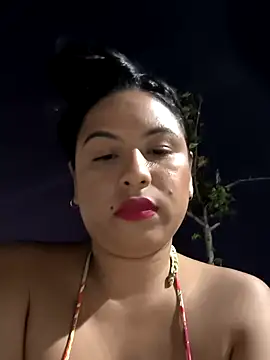 Snapshot of Francesca_ferrari chatting on 03/01/25, 11:47 Francesca ferrari online show from 03/01/25, 11:47