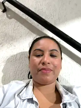 Snapshot of Francesca_ferrari chatting on 03/14/25, 05:38 Francesca ferrari online show from 03/14/25, 05:38