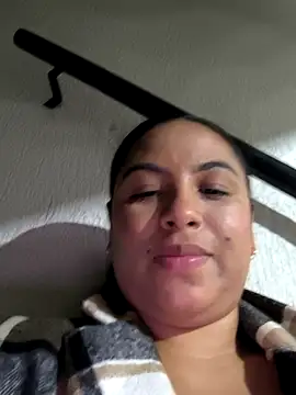 Snapshot of Francesca_ferrari chatting on 03/15/25, 04:02 Francesca ferrari online show from 03/15/25, 04:02