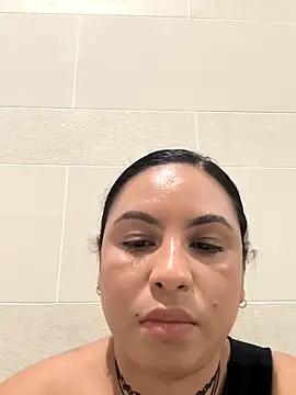 Snapshot of Francesca_ferrari chatting on 10/24/25, 06:37 Francesca ferrari online show from 10/24/25, 06:37