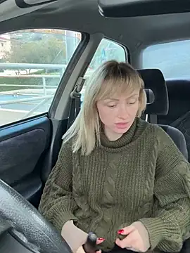 haileyhope  online show from 12/30/24, 02:08