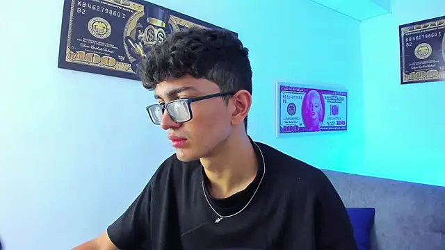 TylerWhite  online show from 01/29/25, 03:01