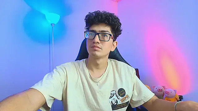 TylerWhite  online show from 01/06/26, 03:32