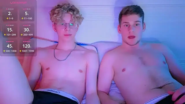 Snapshot of Kudi_Minnt chatting on 03/13/25, 09:59 Kudi Minnt online show from 03/13/25, 09:59