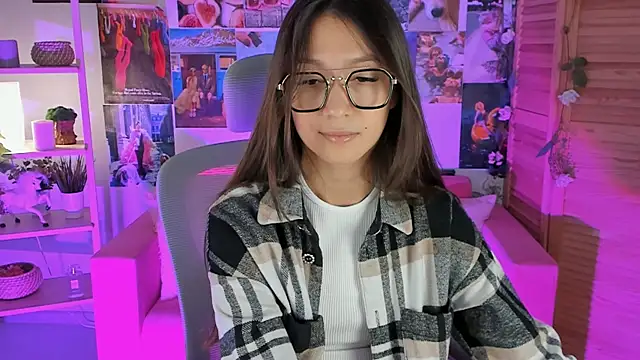 LanaBaker online show from 01/03/25, 06:01