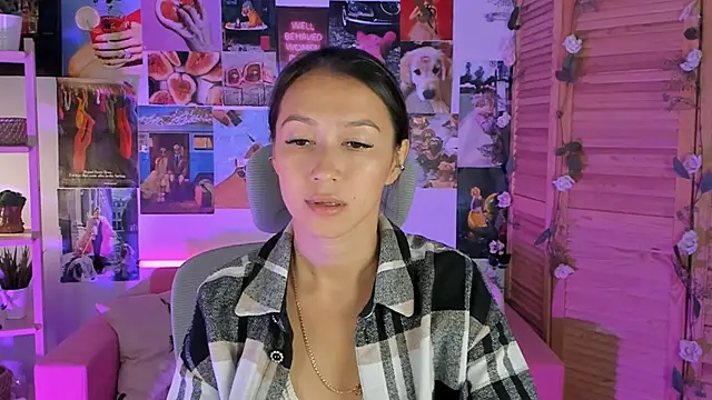 LanaBaker online show from 01/27/25, 02:42