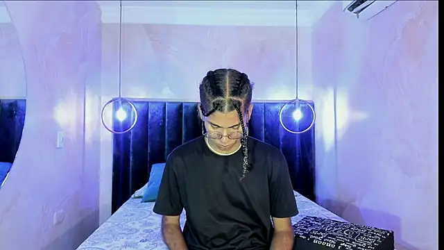 Maxim-Walker online show from 11/04/25, 03:05