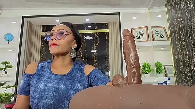 AmberNix online show from 04/08/26, 01:55