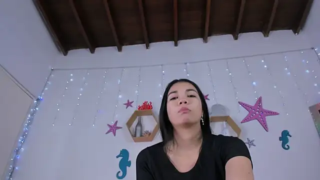 Emiily Parkerr online show from 12/28/24, 09:09