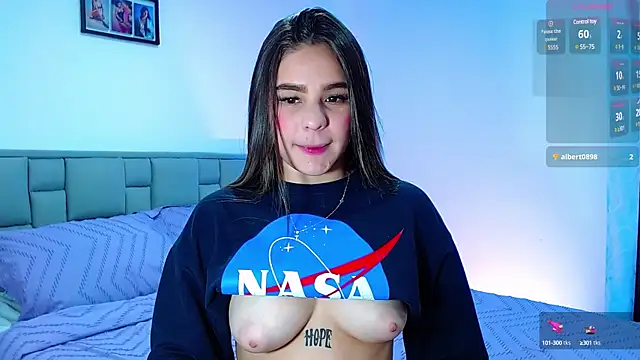 Snapshot of astrid-omega chatting on 02/11/25, 12:06 astrid-omega online show from 02/11/25, 12:06