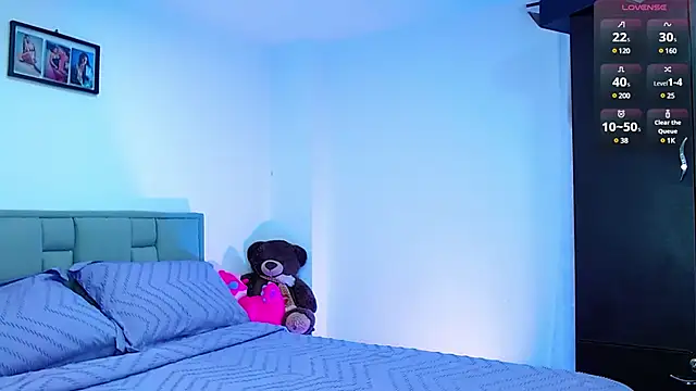 Snapshot of astrid-omega chatting on 03/14/25, 12:32 astrid-omega online show from 03/14/25, 12:32