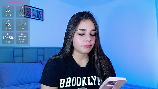 Snapshot of astrid-omega chatting on 10/09/25, 01:36 astrid-omega online show from 10/09/25, 01:36