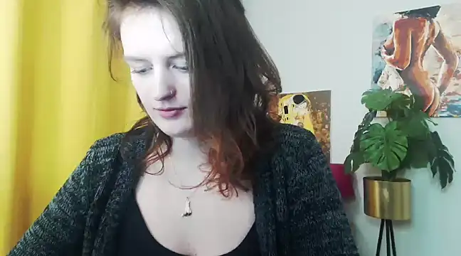 Snapshot of juicyNadine chatting on 12/09/24, 09:28 juicyNadine online show from 12/09/24, 09:28