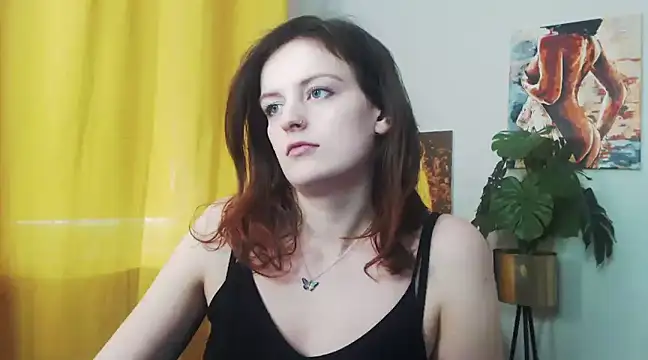 Snapshot of juicyNadine chatting on 12/17/24, 12:33 juicyNadine online show from 12/17/24, 12:33