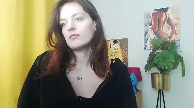 Snapshot of juicyNadine chatting on 01/15/25, 09:24 juicyNadine online show from 01/15/25, 09:24