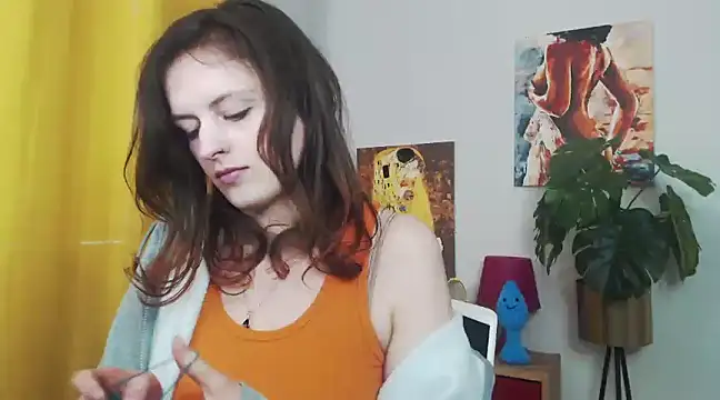 Snapshot of juicyNadine chatting on 03/06/25, 09:25 juicyNadine online show from 03/06/25, 09:25