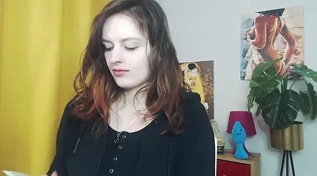 Snapshot of juicyNadine chatting on 03/17/25, 06:18 juicyNadine online show from 03/17/25, 06:18