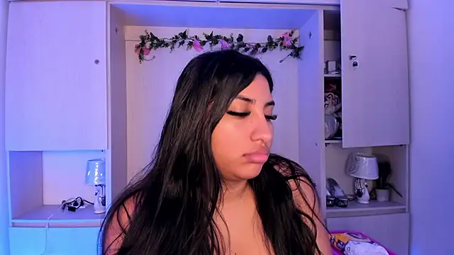 Snapshot of CANDYGABYY chatting on 04/25/26, 08:06 CANDYGABYY online show from 04/25/26, 08:06