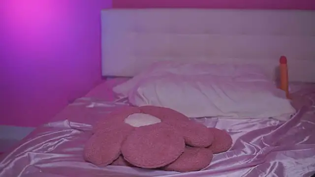 NatyDesiree online show from 03/05/25, 08:10