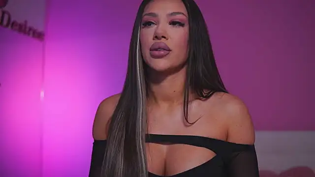 NatyDesiree online show from 03/18/25, 05:09