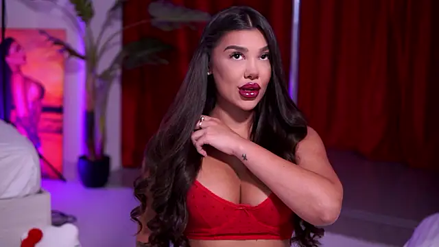 NatyDesiree online show from 02/05/26, 08:02