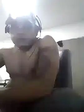 SaucyAffair0 online show from 03/09/25, 08:40