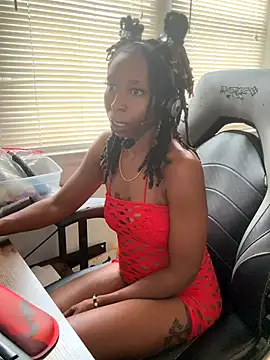 LeyaHoneybuns online show from 09/30/25, 03:17