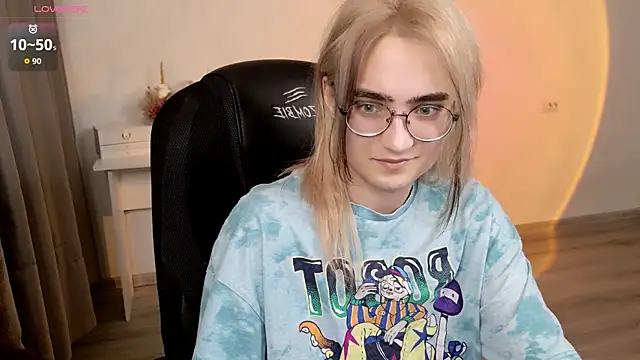 CuteYukiKun online show from 04/17/26, 09:40