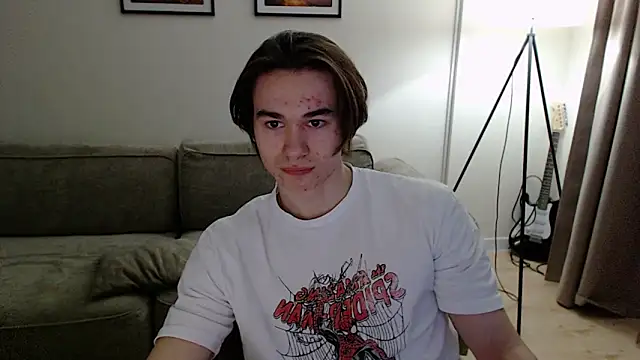 Snapshot of MarkusDean chatting on 02/04/25, 06:27 MarkusDean online show from 02/04/25, 06:27