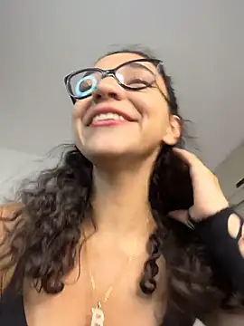 uniquerossie online show from 02/18/26, 07:26