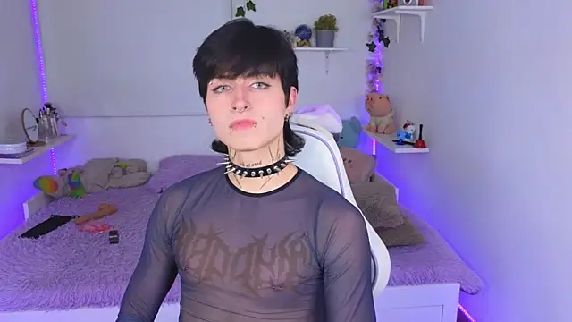 Snapshot of Baby_Xian chatting on 11/20/25, 06:13 Baby Xian online show from 11/20/25, 06:13