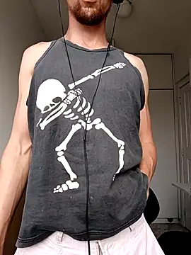 Snapshot of Kaue007 chatting on 09/29/25, 08:02 Kaue007 online show from 09/29/25, 08:02