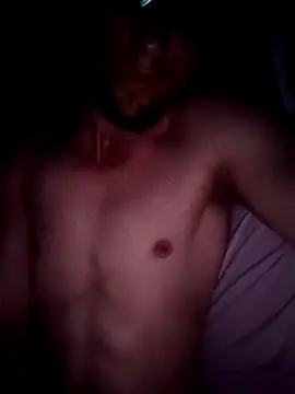 Snapshot of Kaue007 chatting on 10/06/25, 07:06 Kaue007 online show from 10/06/25, 07:06