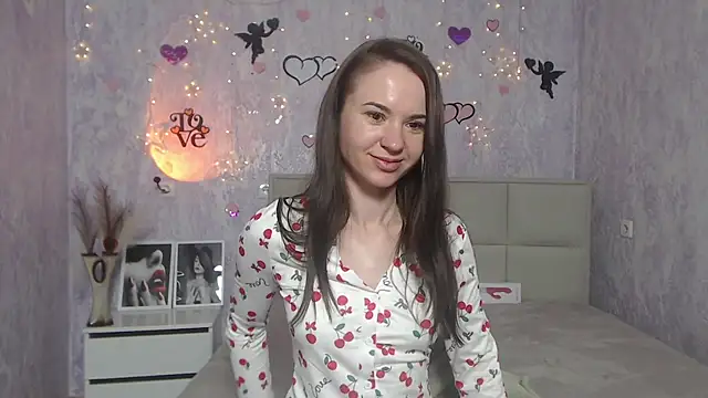 KaraCriegs online show from 03/07/25, 09:48