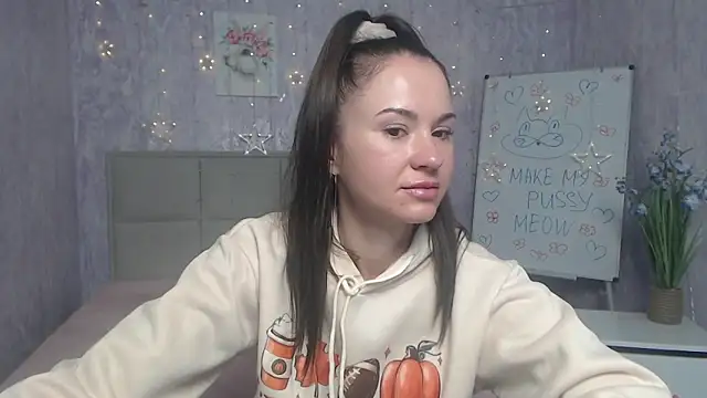 KaraCriegs online show from 09/27/25, 05:29