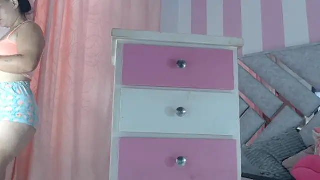 zaleya mateus online show from 03/28/26, 01:43