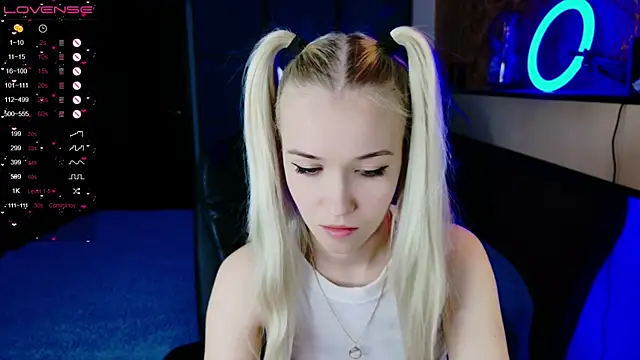 ShhhO O online show from 02/14/25, 06:12