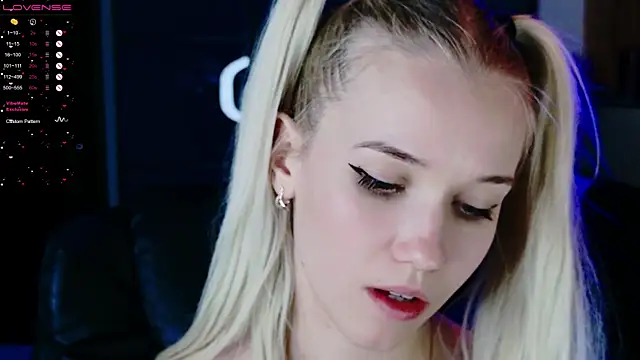 ShhhO O online show from 03/13/25, 01:29