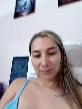 Iris love18 online show from 03/12/26, 12:55