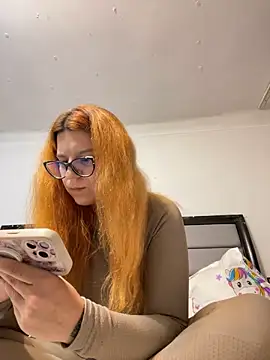 NadiraNoor online show from 12/07/24, 09:11