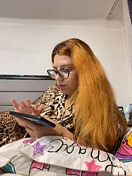 NadiraNoor online show from 12/13/24, 11:28