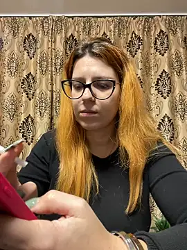 NadiraNoor online show from 01/25/25, 10:18