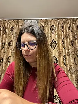 NadiraNoor online show from 09/11/25, 10:10