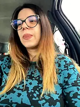 NadiraNoor online show from 01/08/26, 10:06