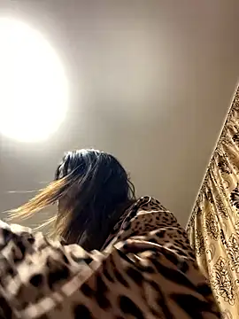 NadiraNoor online show from 02/10/26, 01:32