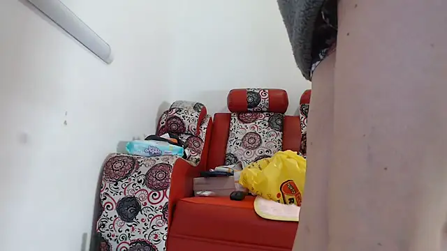 Chanel 87xxx online show from 03/19/25, 12:48