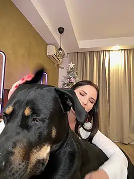 Snapshot of AvaGianna chatting on 12/21/24, 10:08 AvaGianna online show from 12/21/24, 10:08