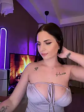 AvaGianna online show from 01/02/25, 05:50